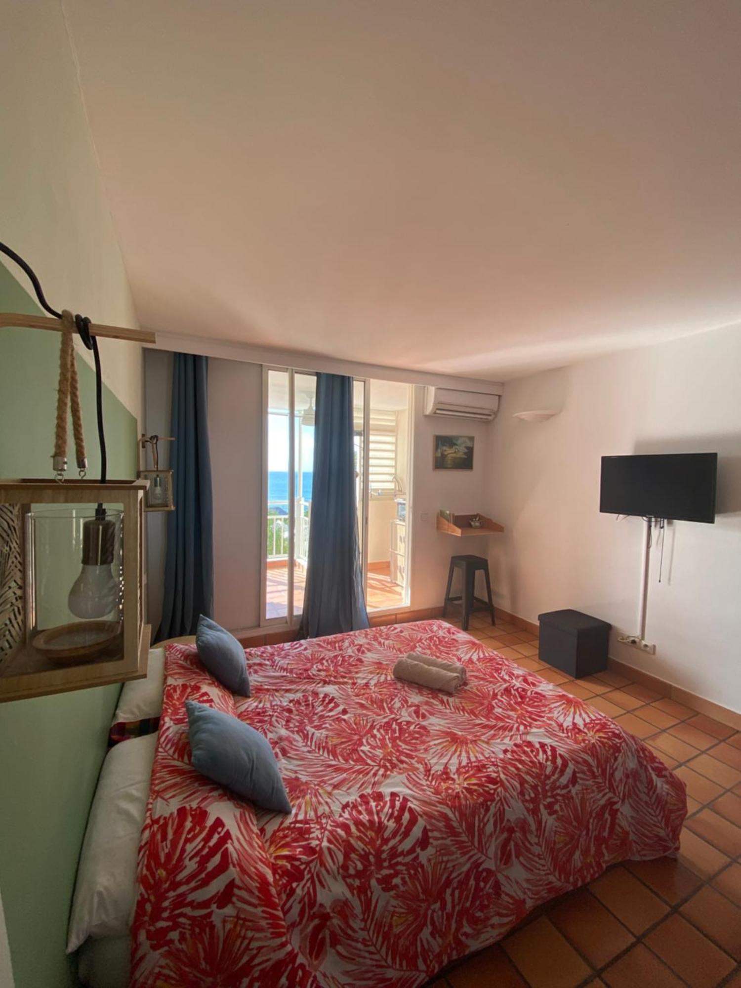 Studio Paisible Avec Piscine, Pas Loin De La Plage La Trinite Bagian luar foto